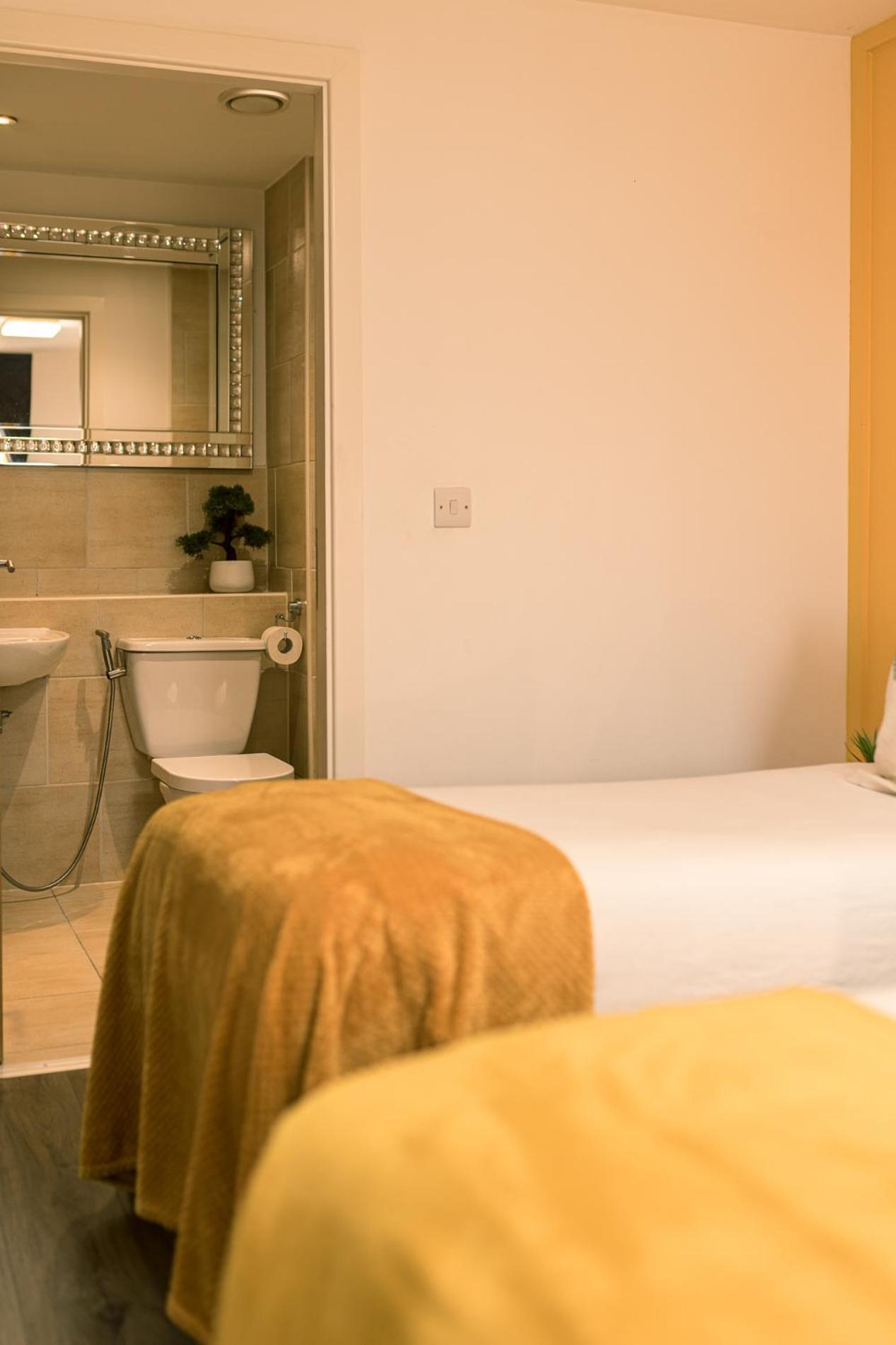 Sidemersey Livings- Convenient And Central 2-Bedroom Haven In L1 Liverpool Luaran gambar